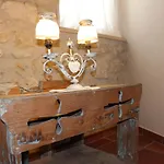- Relais De Charme La Caminella San Pietro in Cariano