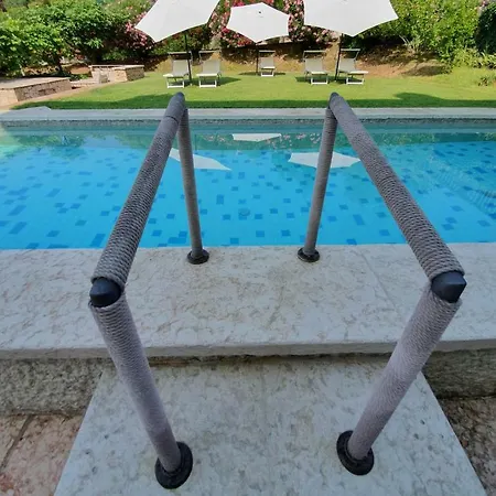 - Relais De Charme La Caminella Bed and breakfast San Pietro in Cariano