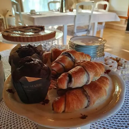 Bed & Breakfast - Relais De Charme La Caminella 4*