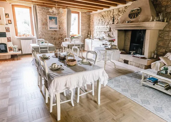 - Relais De Charme La Caminella San Pietro in Cariano
